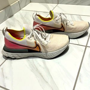 Nike React Infinity Men’s size 9